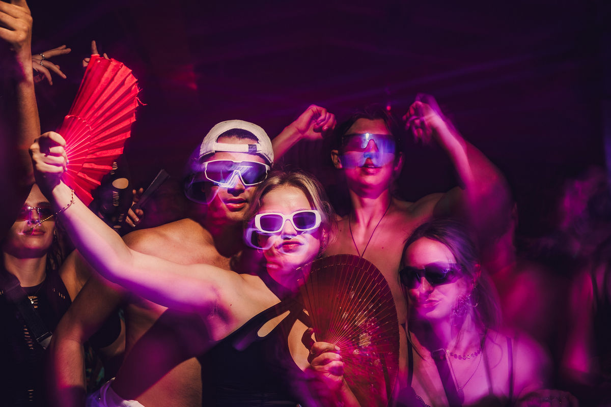 Loading... just a sec